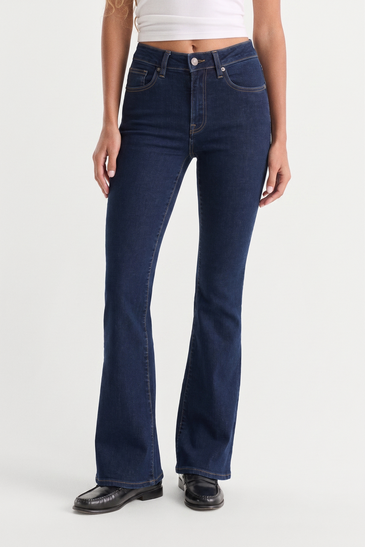 ALWAYS FITS GOOD PETITE FLARE JEANS | INDIGO1317