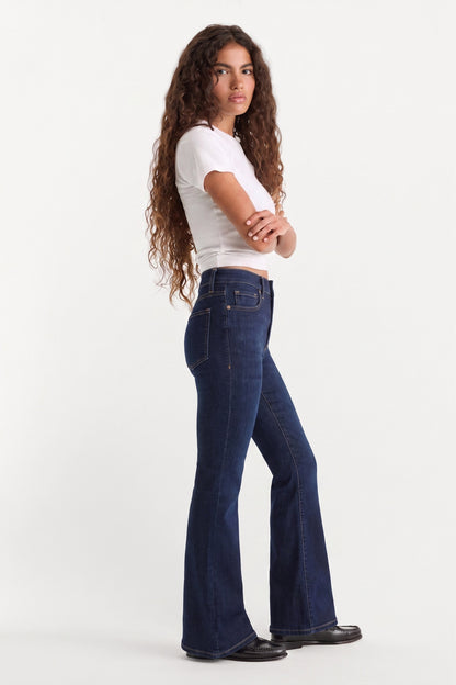 ALWAYS FITS GOOD PETITE FLARE JEANS | INDIGO1317