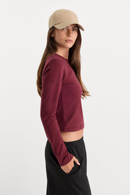 THE LONG SLEEVE BABY TEE | BERRY NOIR