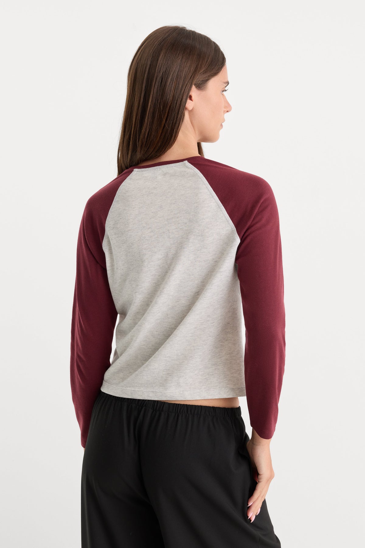 THE LONG SLEEVE RAGLAN TEE | VINTAGE GREY