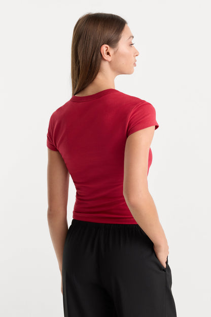 THE CAP SLEEVE TEE | CARMINE